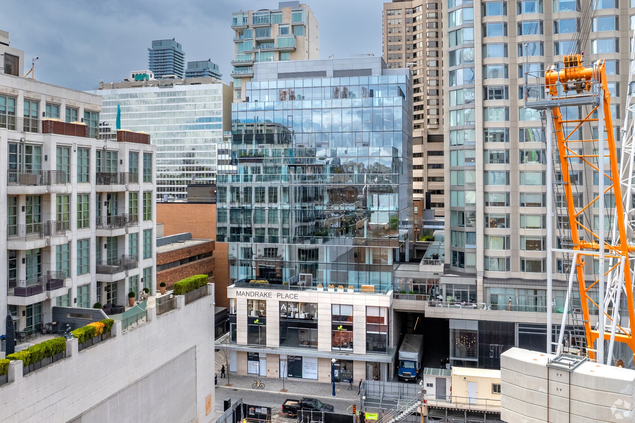 135 Yorkville Ave, Toronto, ON for Rent