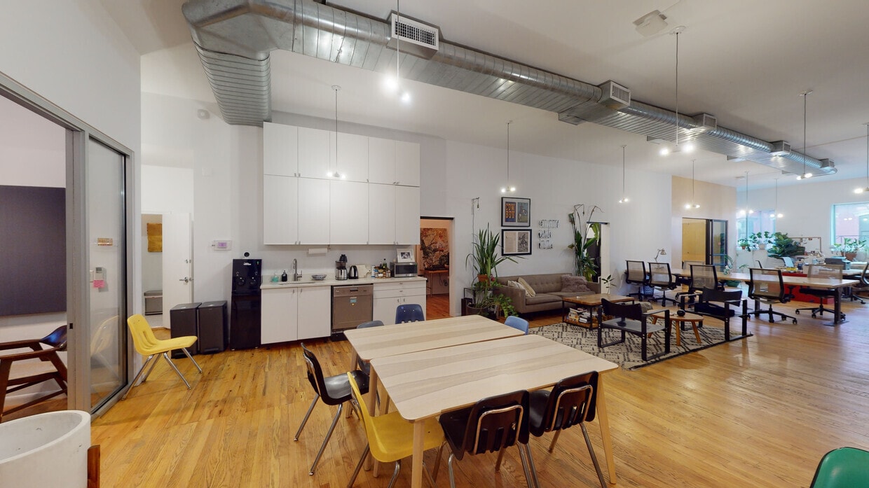 122-124 Rivington St, New York, NY for Rent