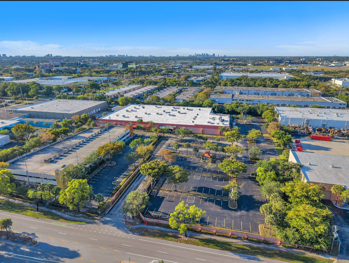 1100 W McNab Rd, Fort Lauderdale, FL for Sale