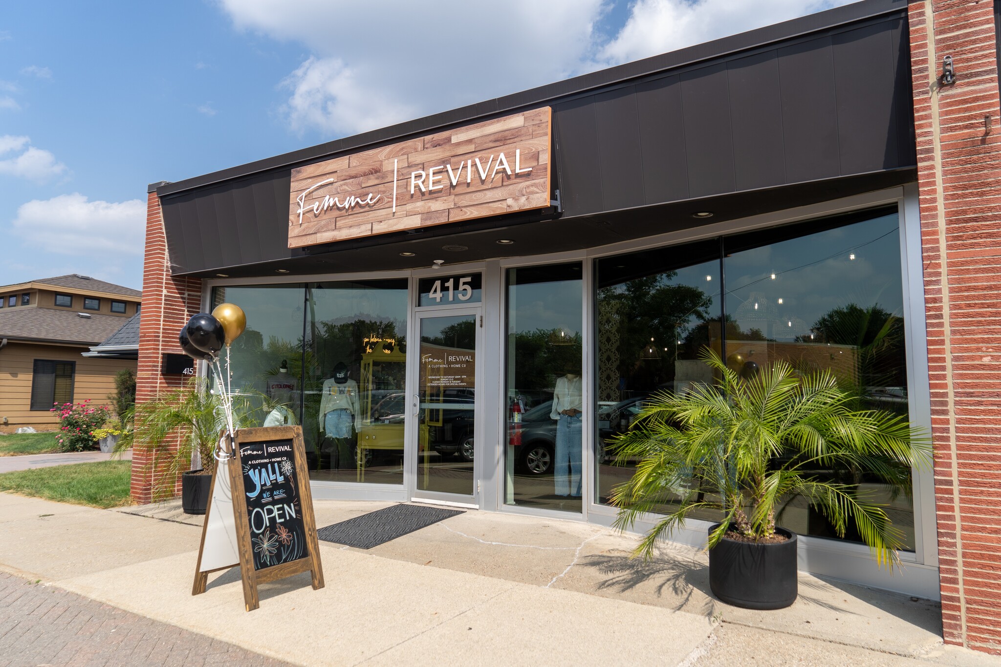 411-415 5th St, West Des Moines, IA for Rent