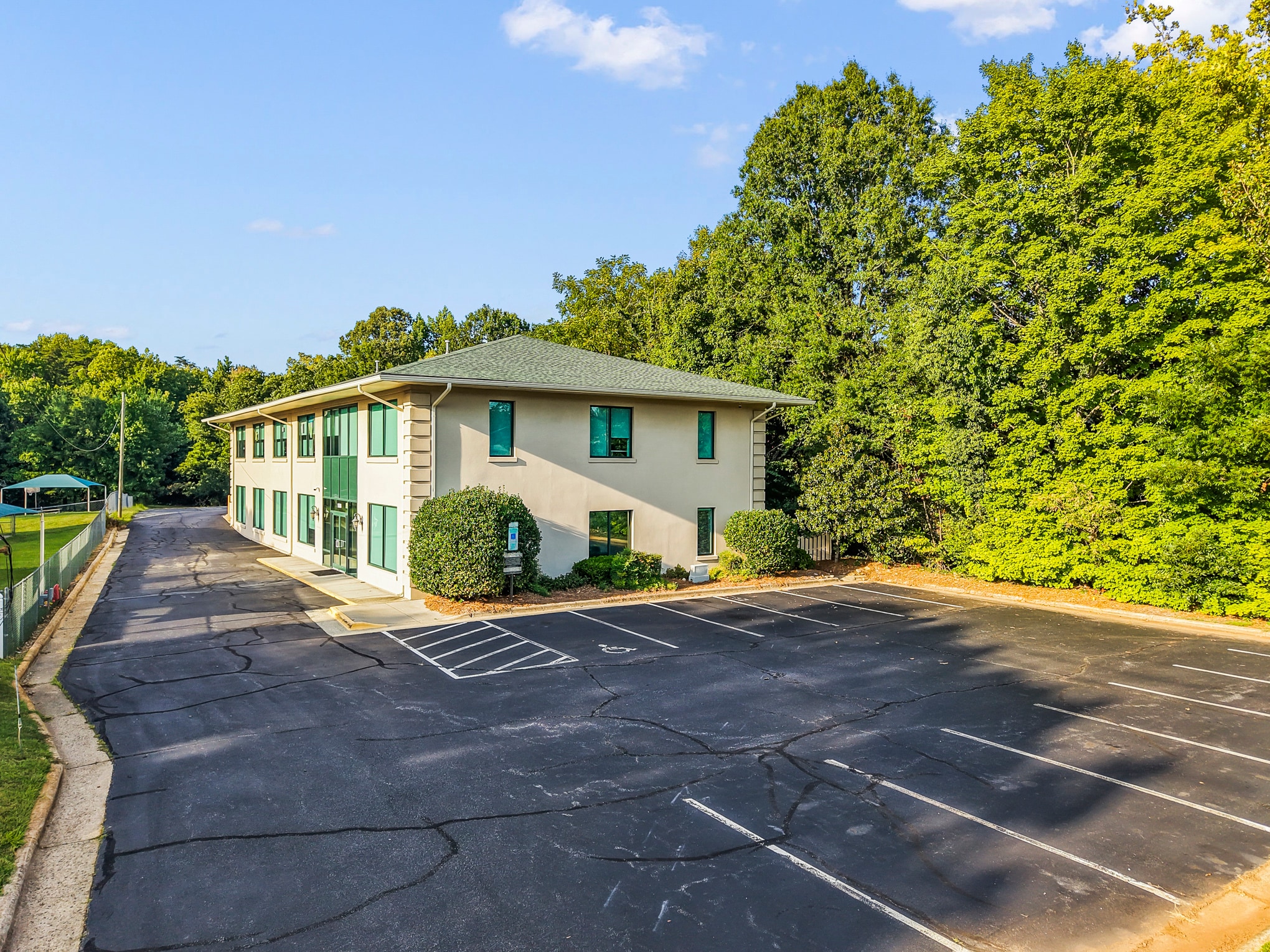 5506 W Friendly Ave, Greensboro, NC for Sale