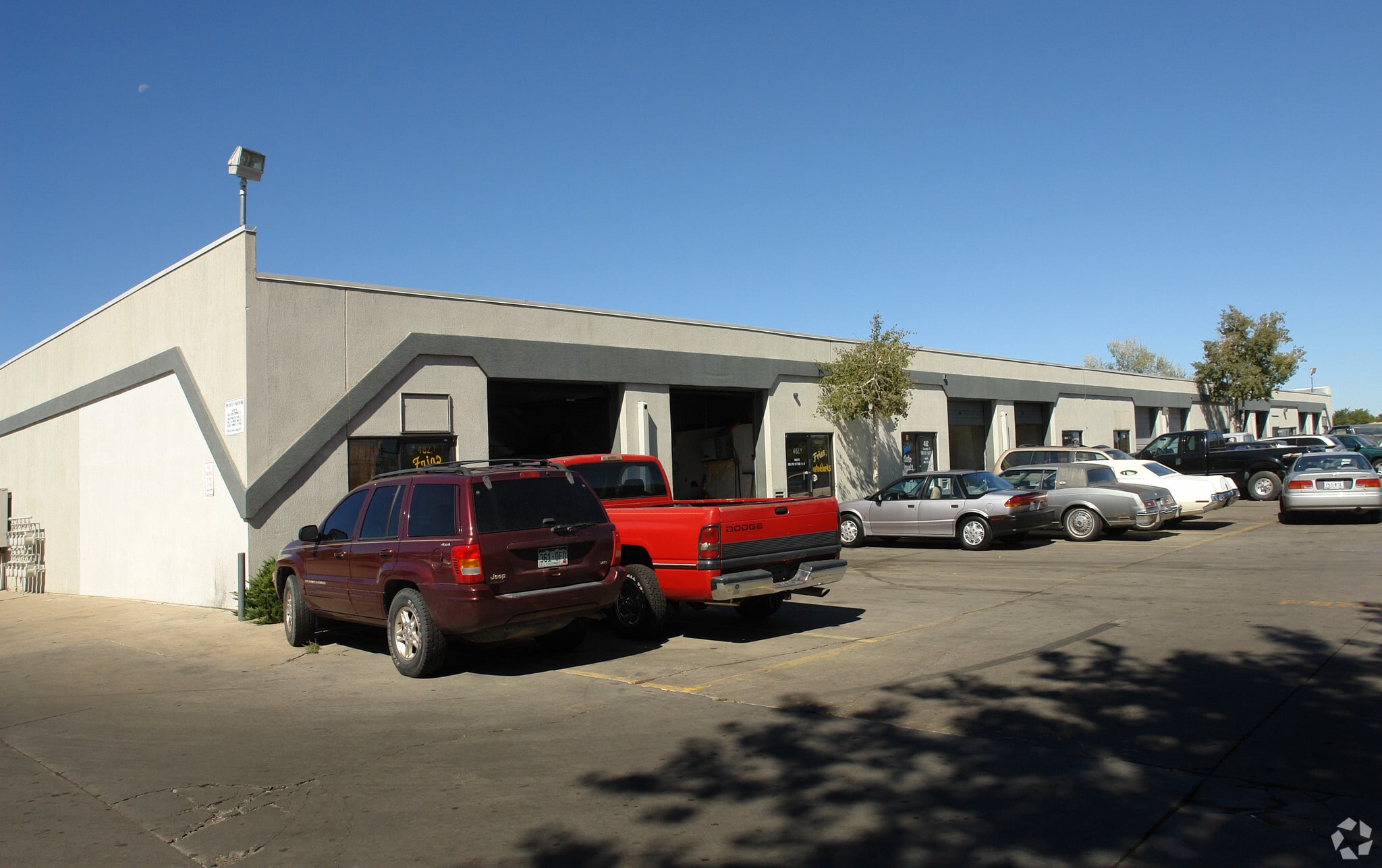 482 Laredo St, Aurora, CO for Sale