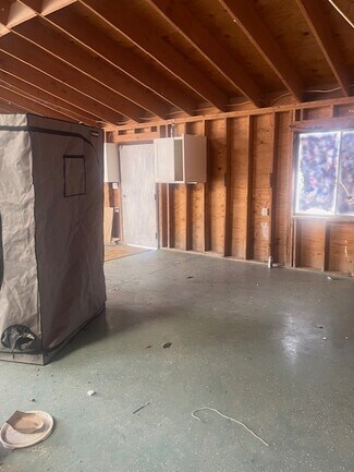 Las Vegas, NV Industrial Land - 11045 Blue Diamond Rd Las Vegas, NV Industrial Land - 11045 Blue Diamond Rd