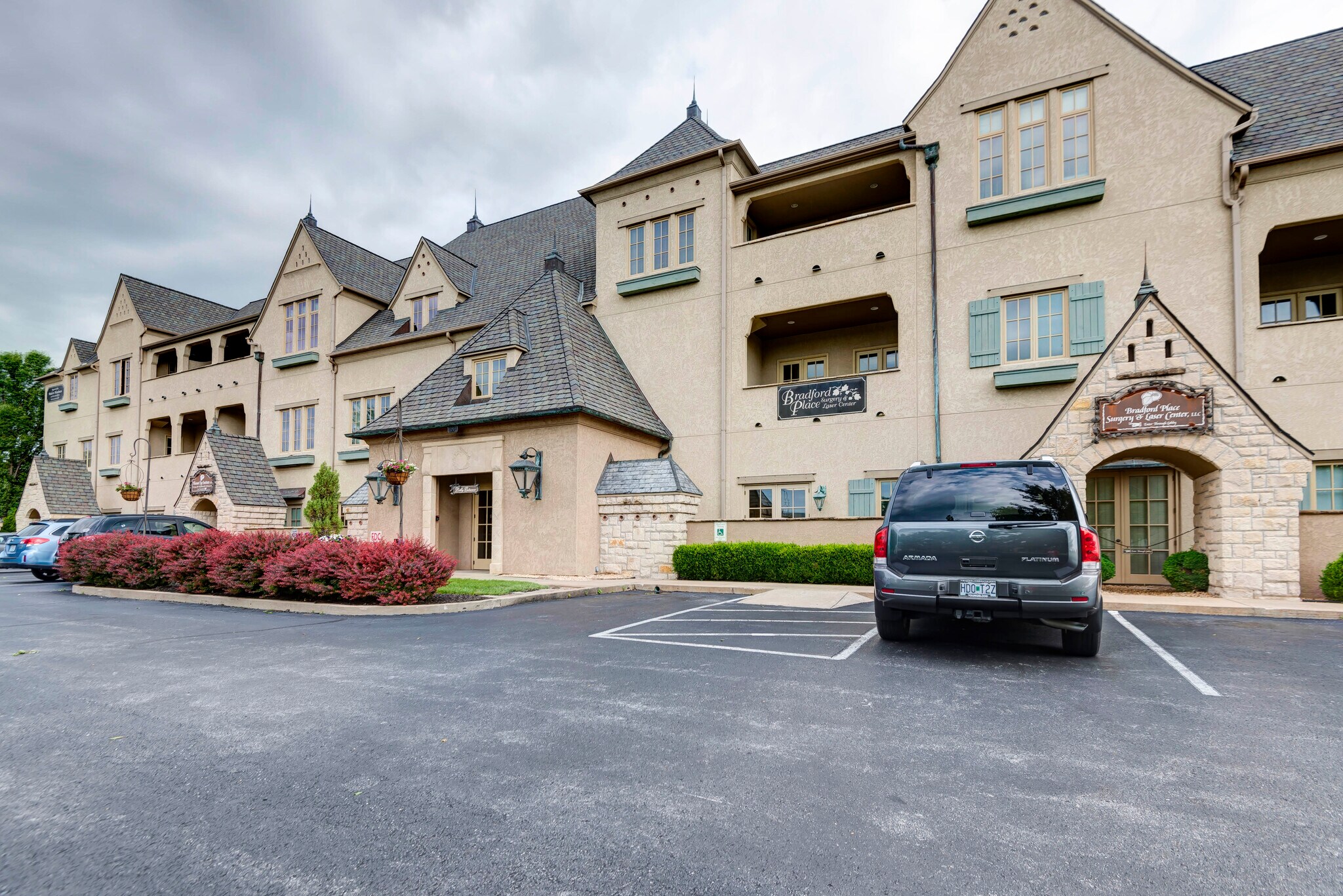 1531 E Bradford Pky, Springfield, MO for Rent