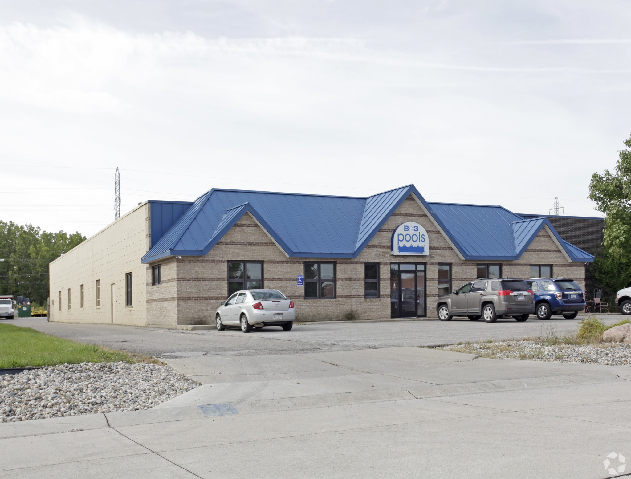 31051-31071 Industrial Rd, Livonia, MI for Sale
