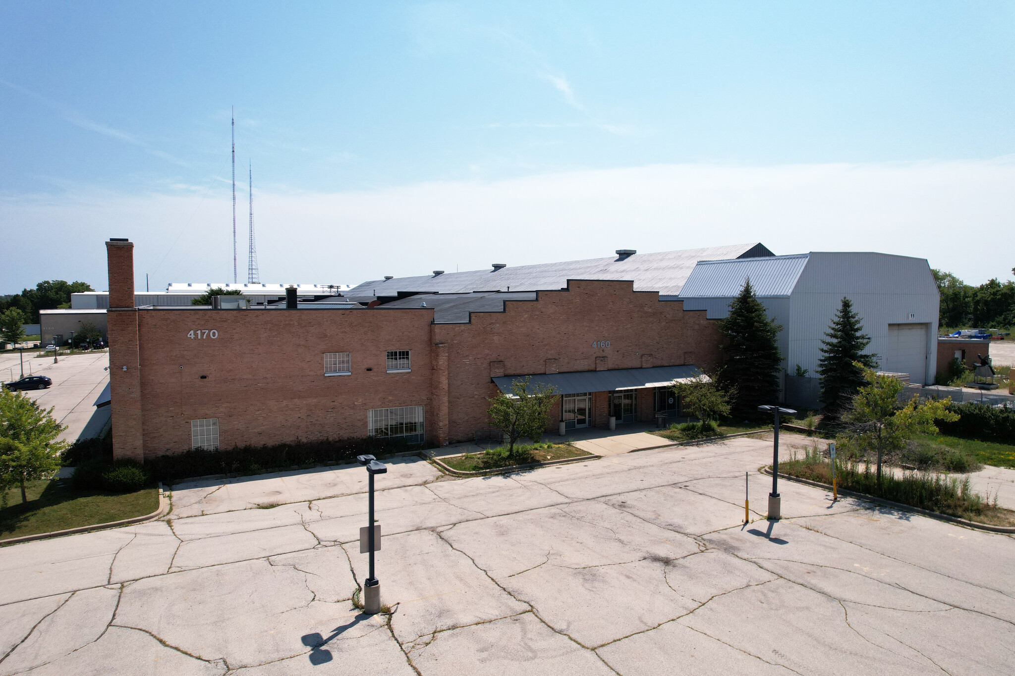 4160-4180 N Port Washington Rd, Milwaukee, WI for Rent