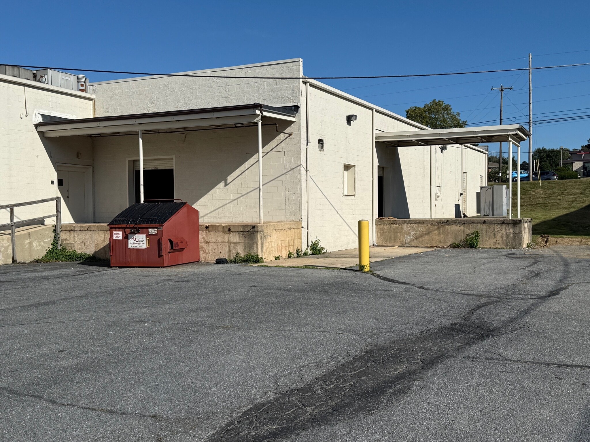 3024 Penn Ave, West Lawn, PA for Rent