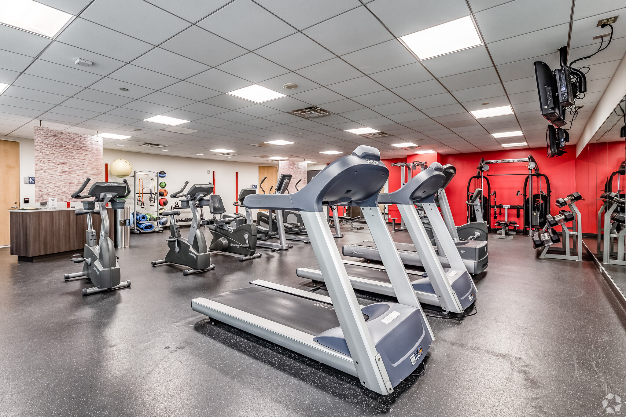 8280 Willow Oaks Corporate Dr, Fairfax, VA for Rent