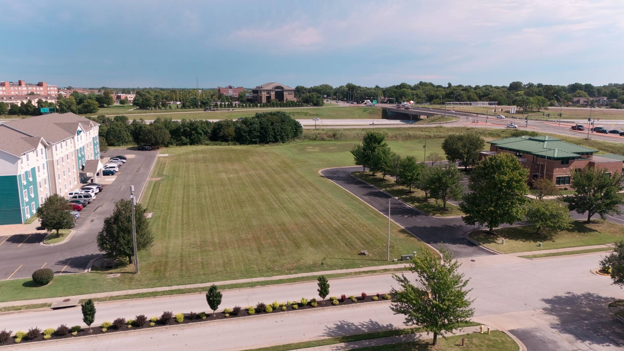 2021 W Kingsley, Springfield, MO for Sale