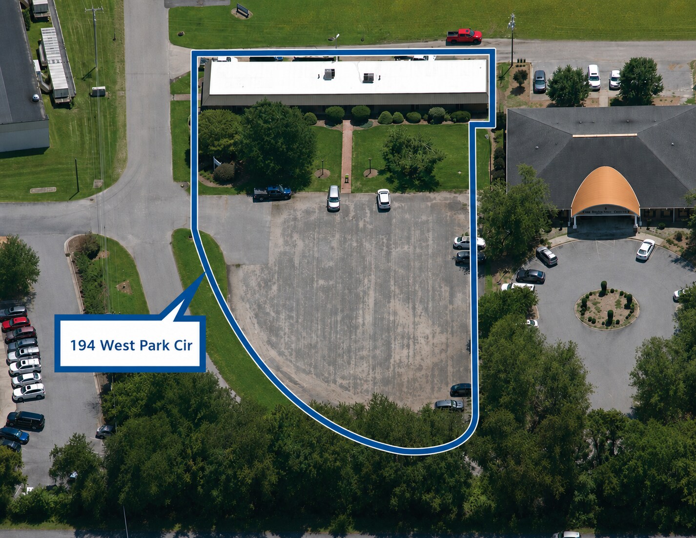 194 W Park Cir, North Wilkesboro, NC for Sale