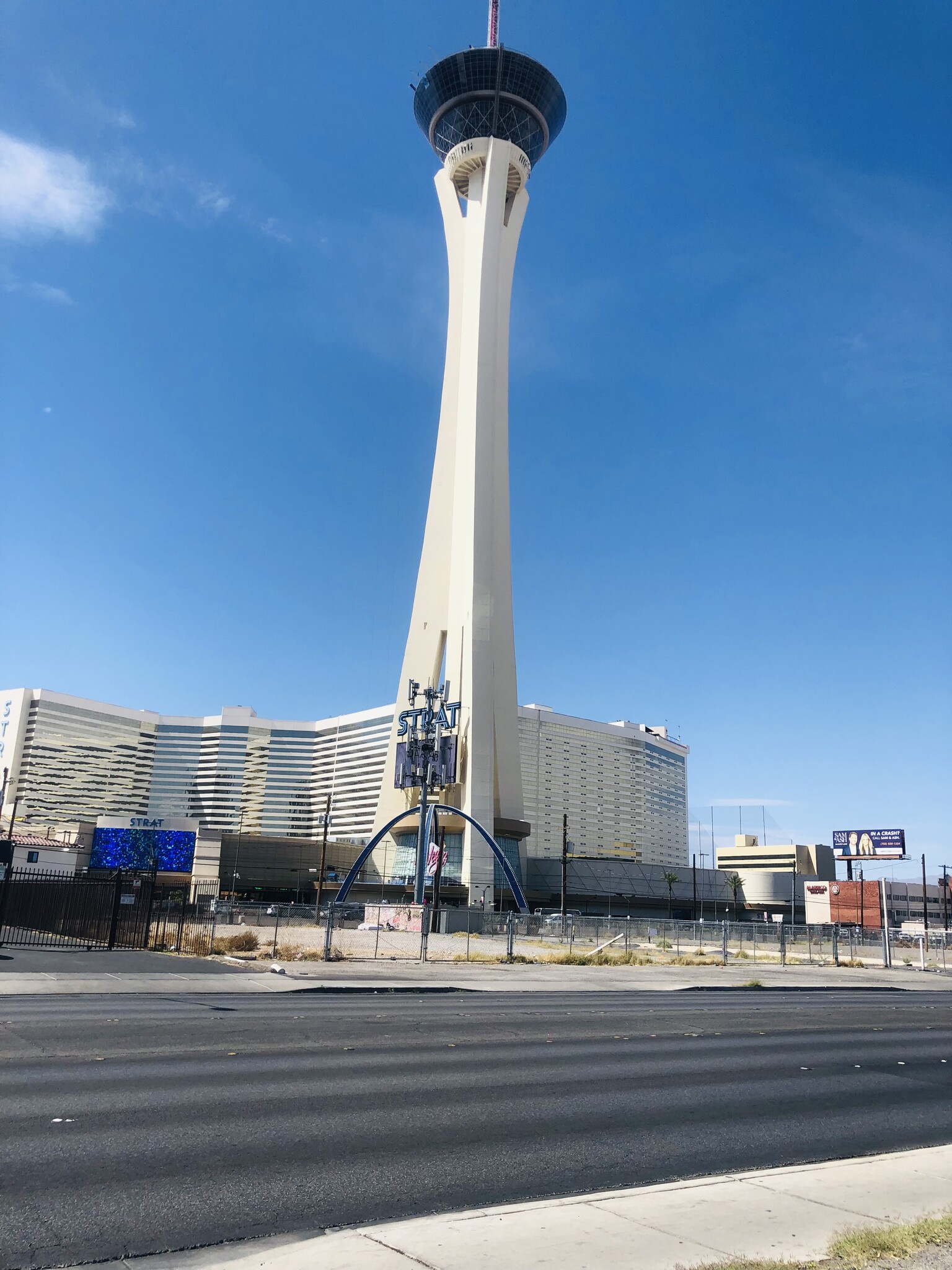2123 Paradise Rd, Las Vegas, NV for Sale