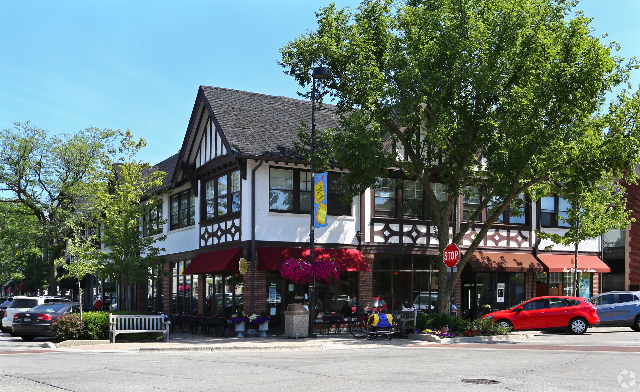 543561 Lincoln Ave IL 60093 Retail Property for Lease on