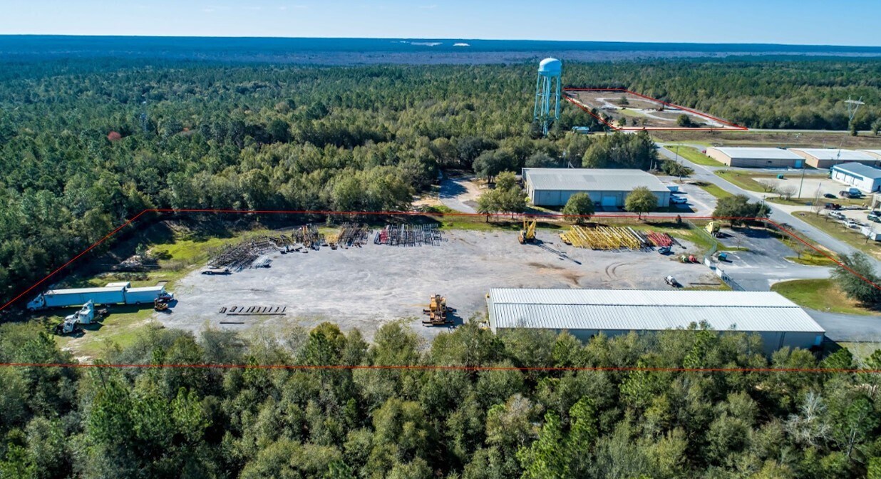 598 Armistead Ln, Holt, FL for Rent