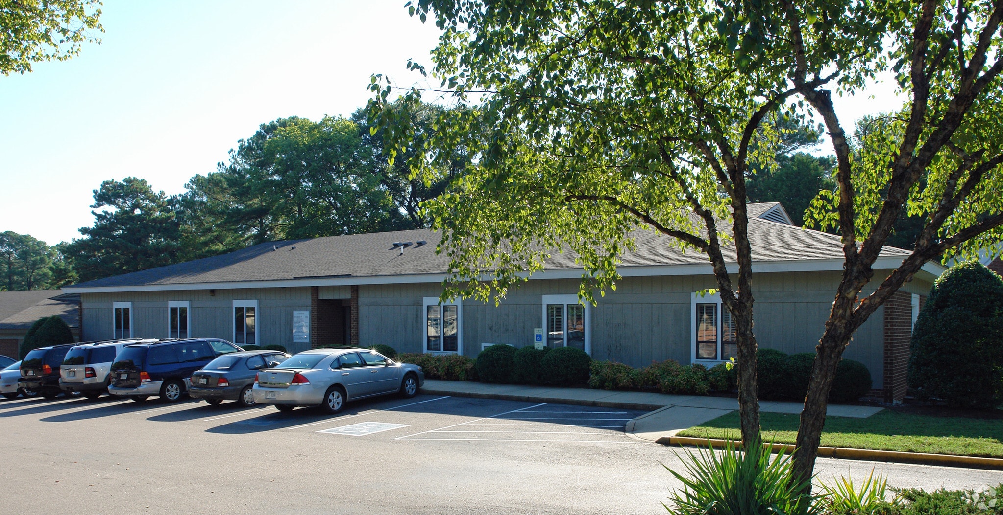 6714 Patterson Ave, Richmond, VA for Rent