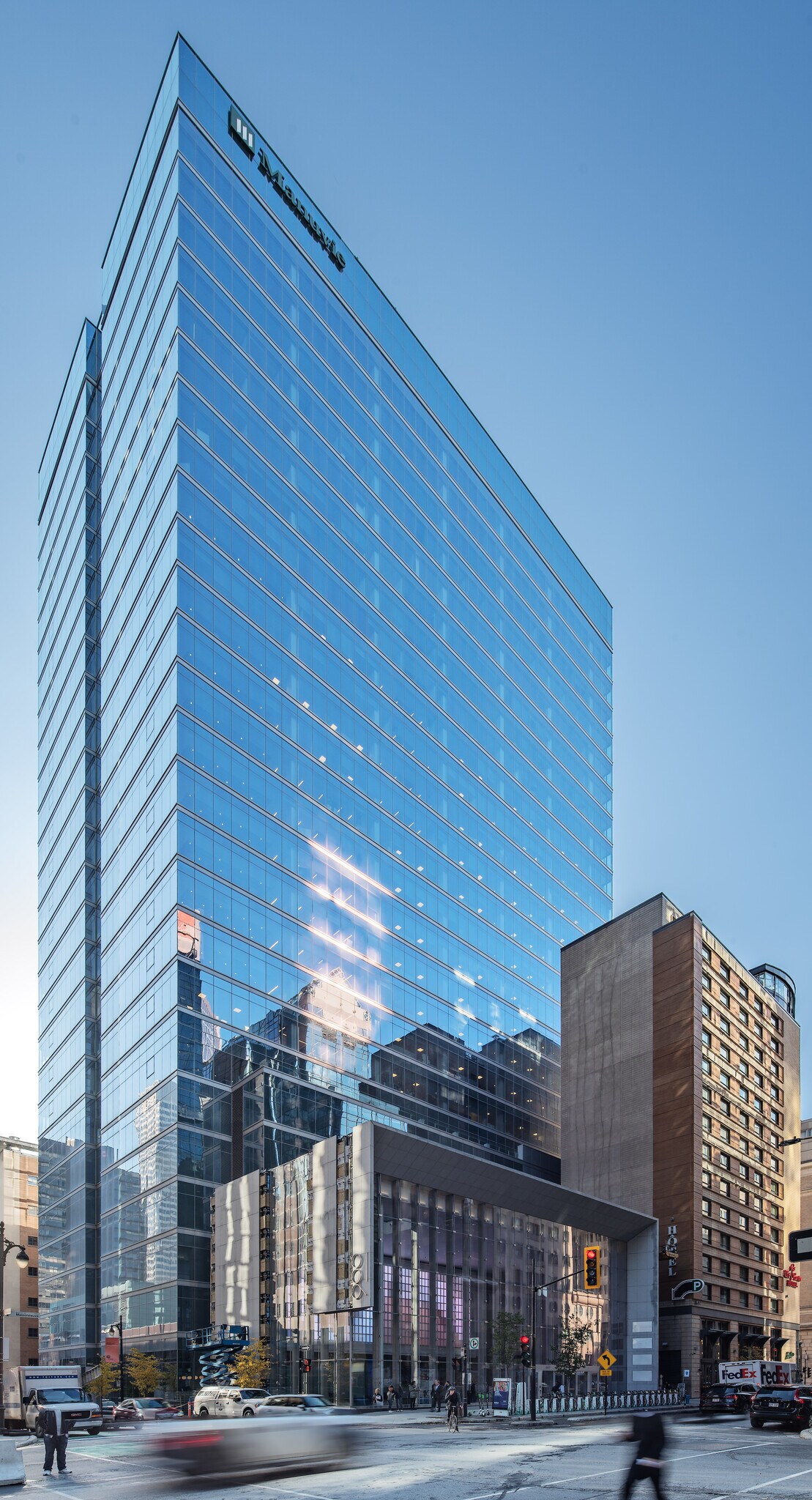 900 Boul De Maisonneuve O, Montréal, QC for Rent