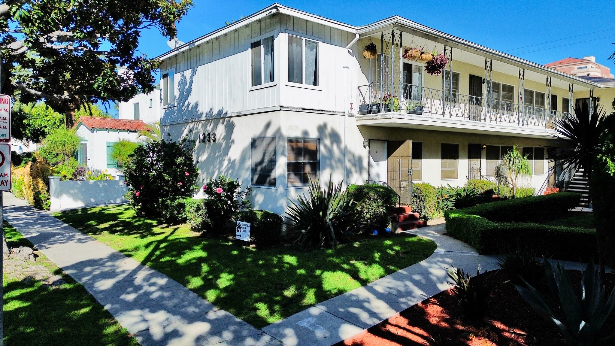 1233 14th St, Santa Monica, CA for Sale