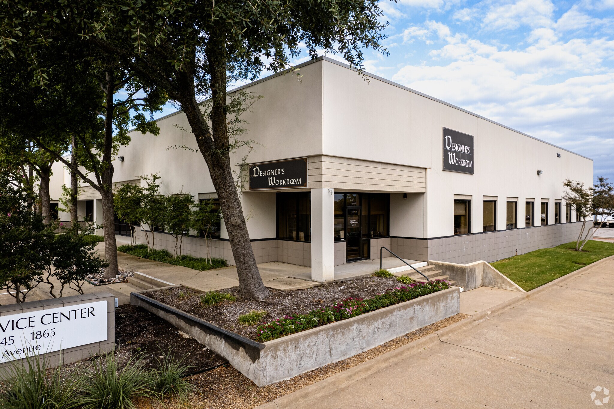 1865 Summit Ave, Plano, TX for Rent
