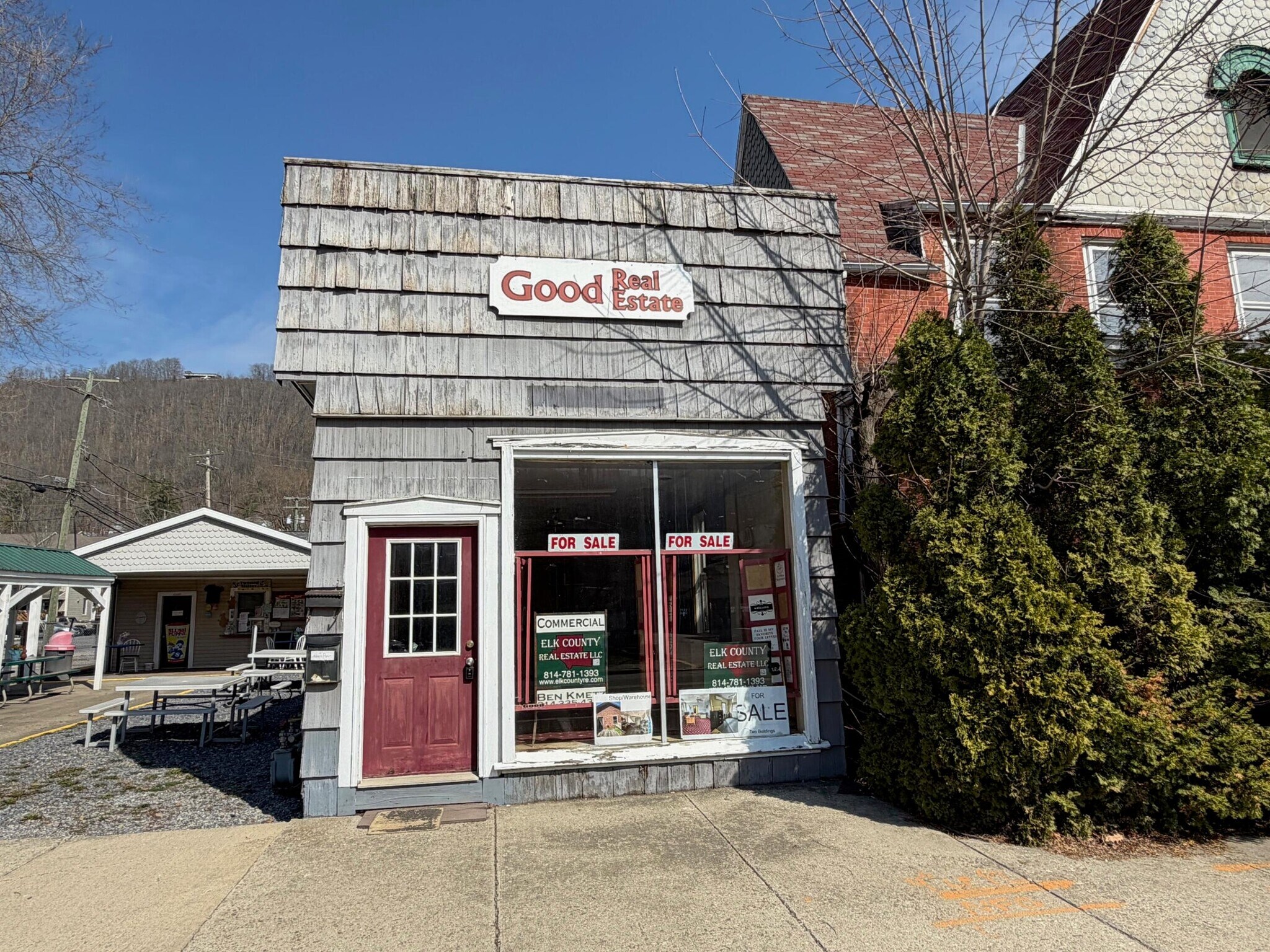 12 W 4th St, Emporium, PA for Sale