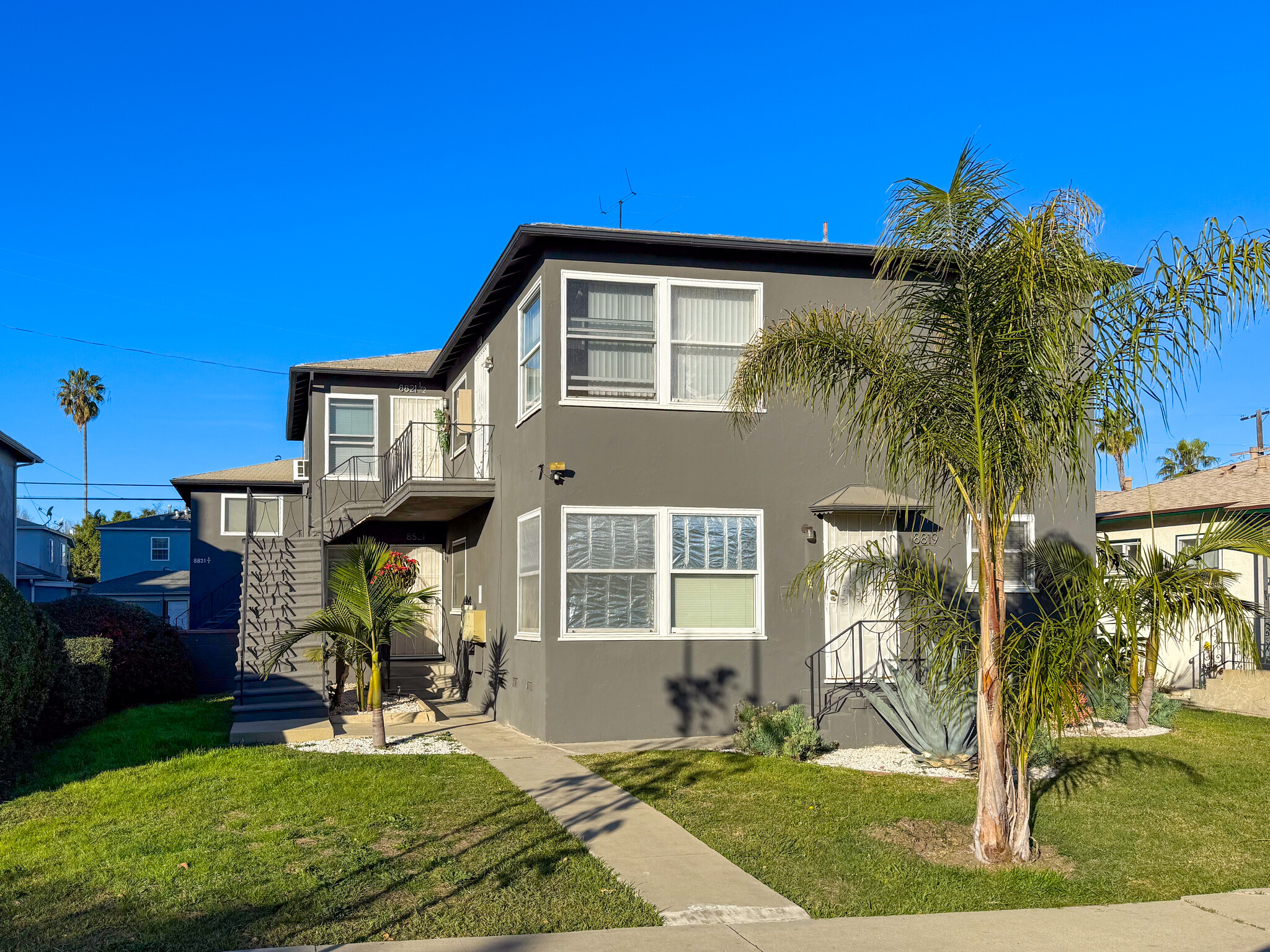 8819 Reading Ave, Los Angeles, CA for Sale