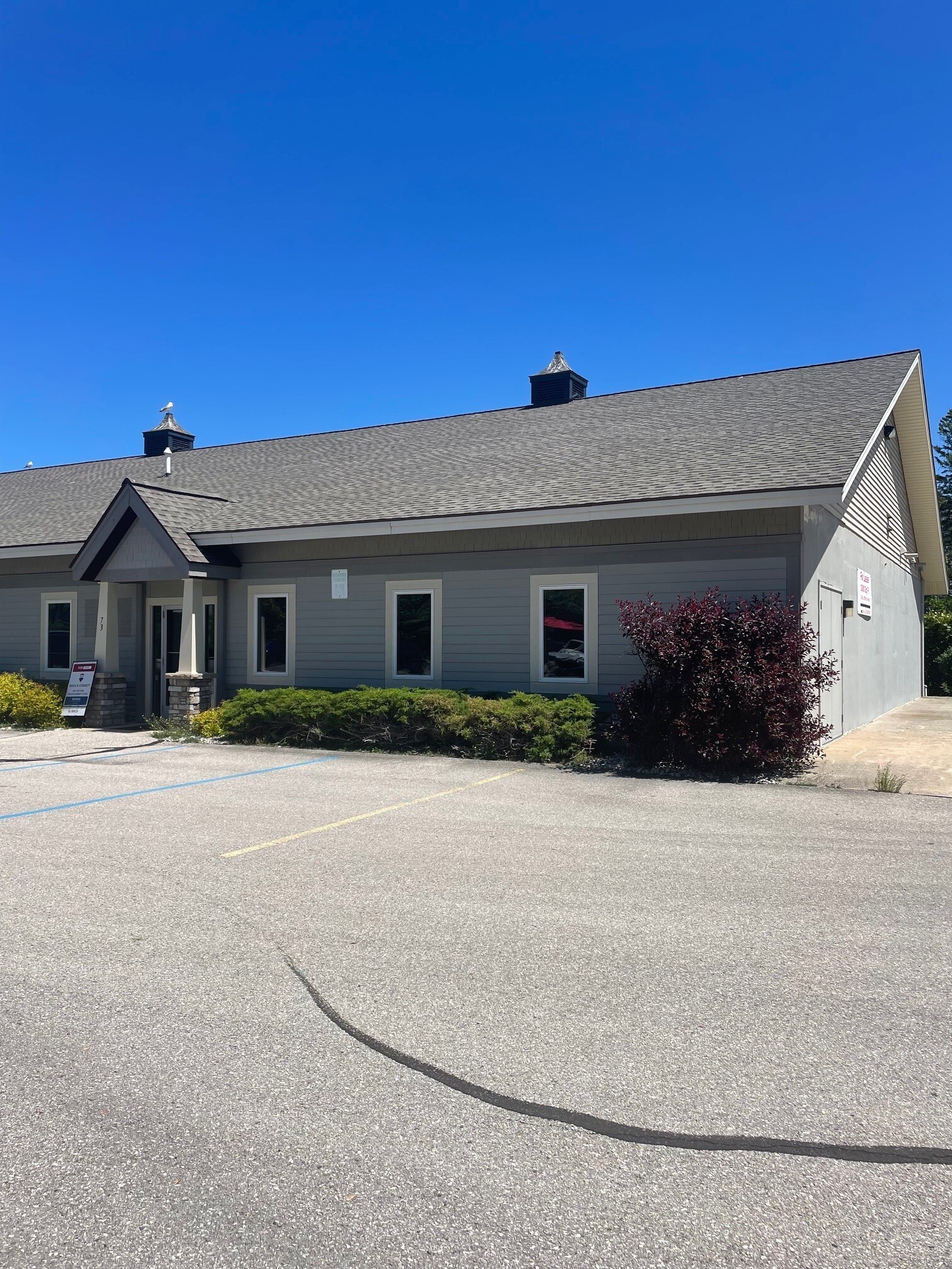 71 W Fourth St, Suttons Bay, MI for Rent