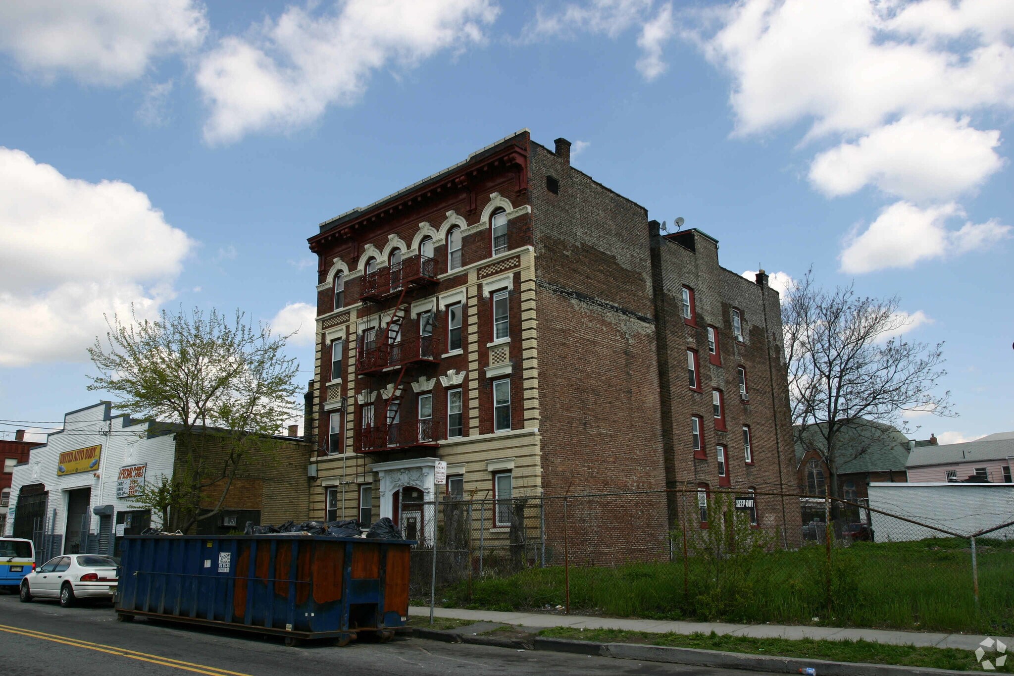 14 Gouverneur St Newark, NJ 07104 MultiFamily Property for Sale on