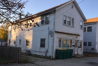 Joliet, IL Apartments - 131 Hobbs Ave