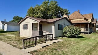 Trenton, MO Office - 152 E 8th St Trenton, MO Office - 152 E 8th St