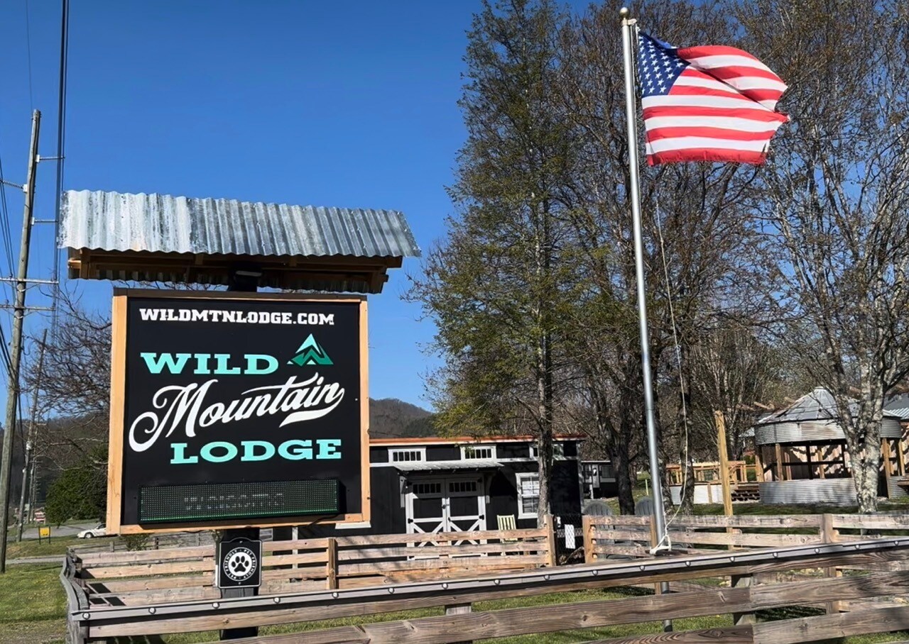 3804 Wears Valley Rd, Sevierville, TN for Sale