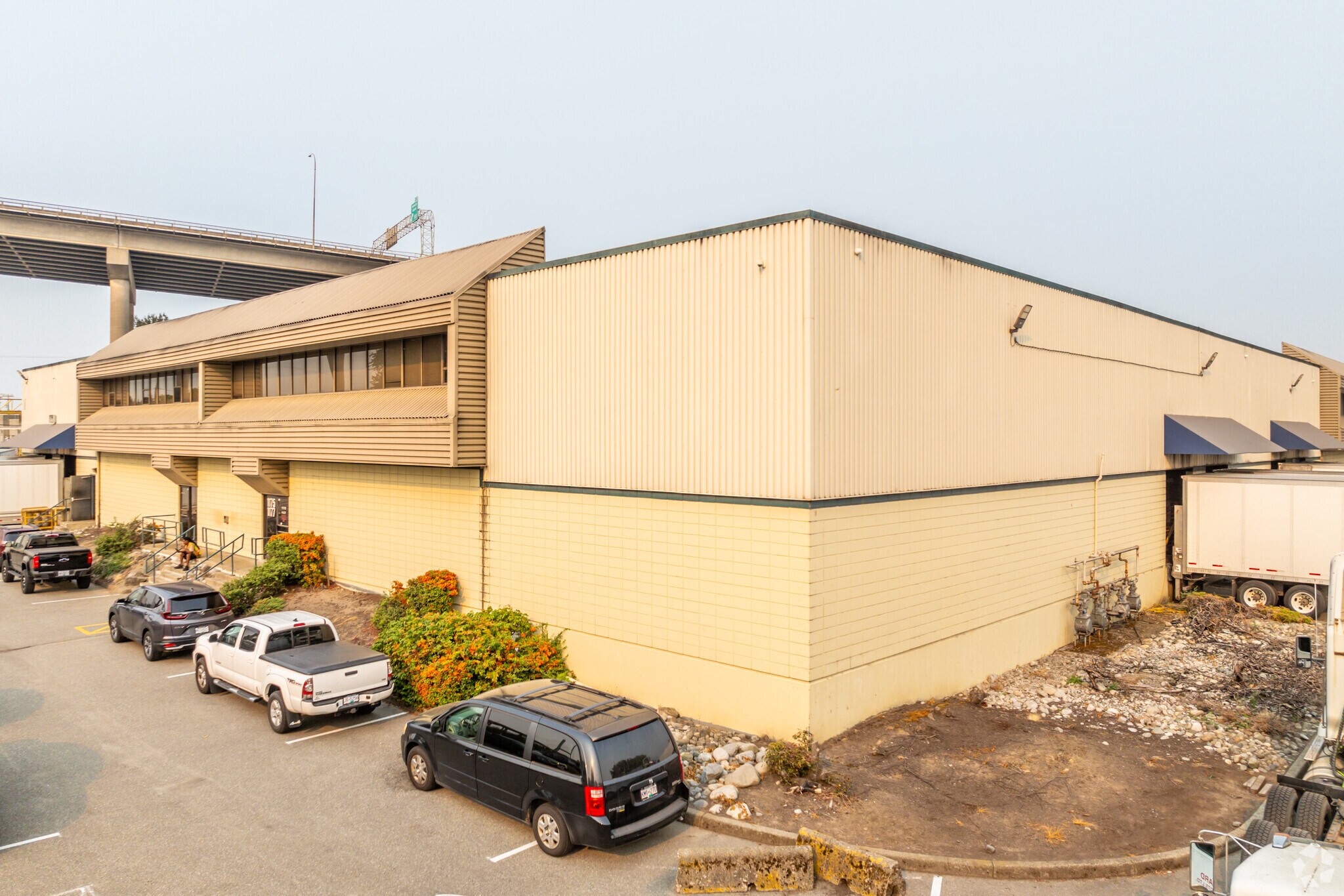 530-590 Chester Rd, Delta, BC for Rent