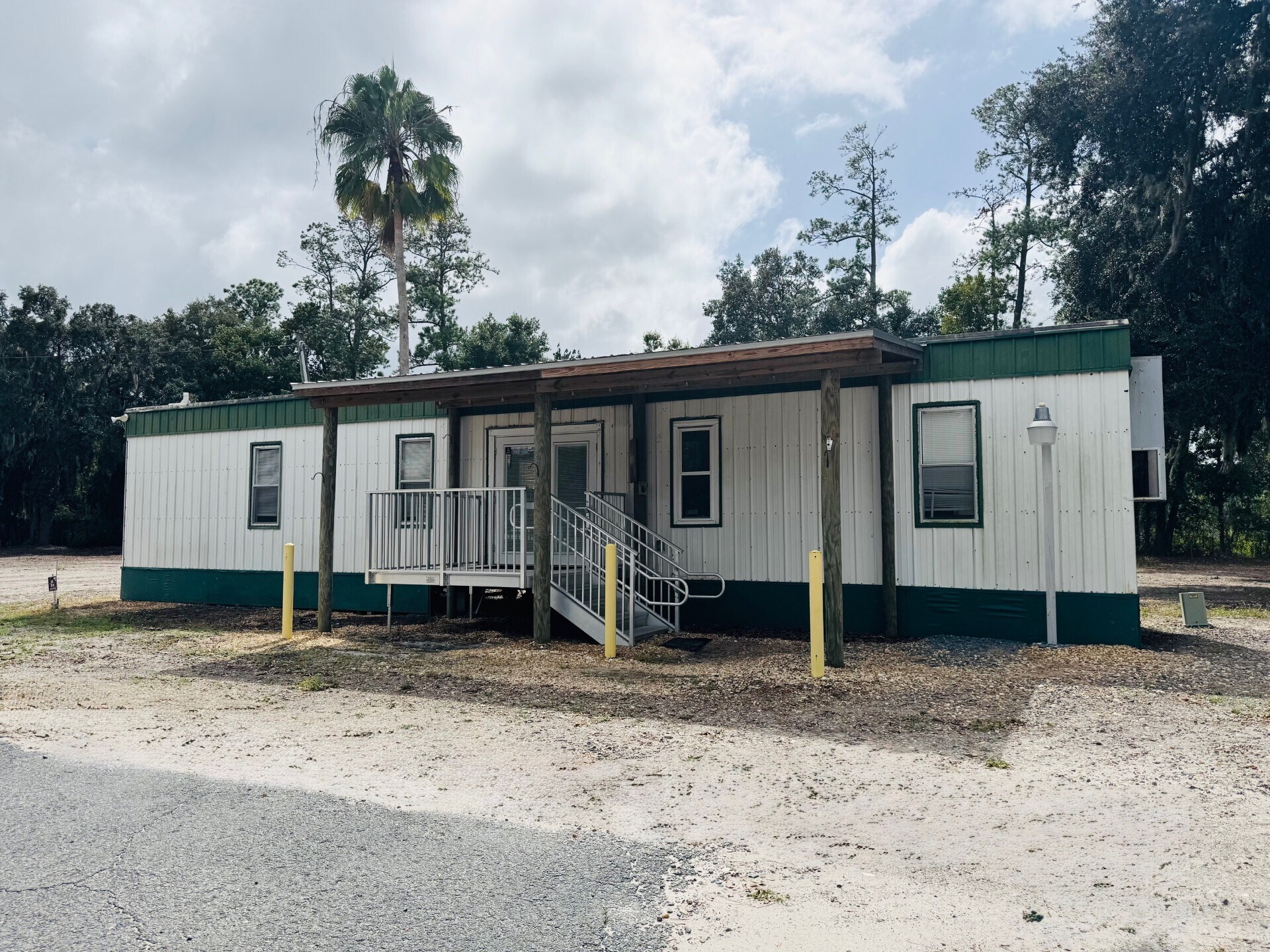 8900 Philips Hwy, Jacksonville, FL for Sale