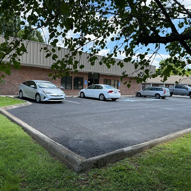 1404 E Broadway, Gallatin, TN for Rent