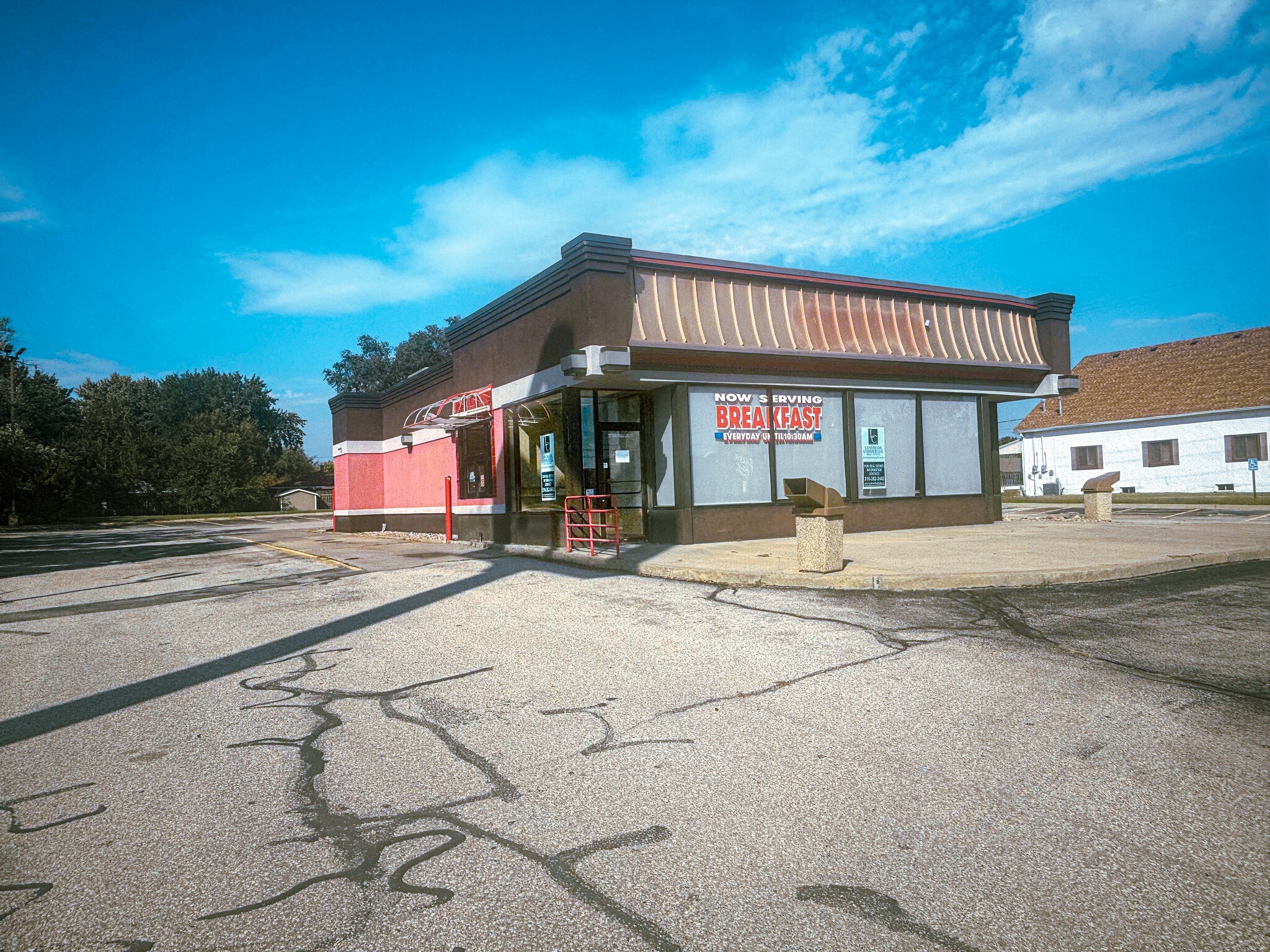 812 E D St, Hillsboro, KS for Sale