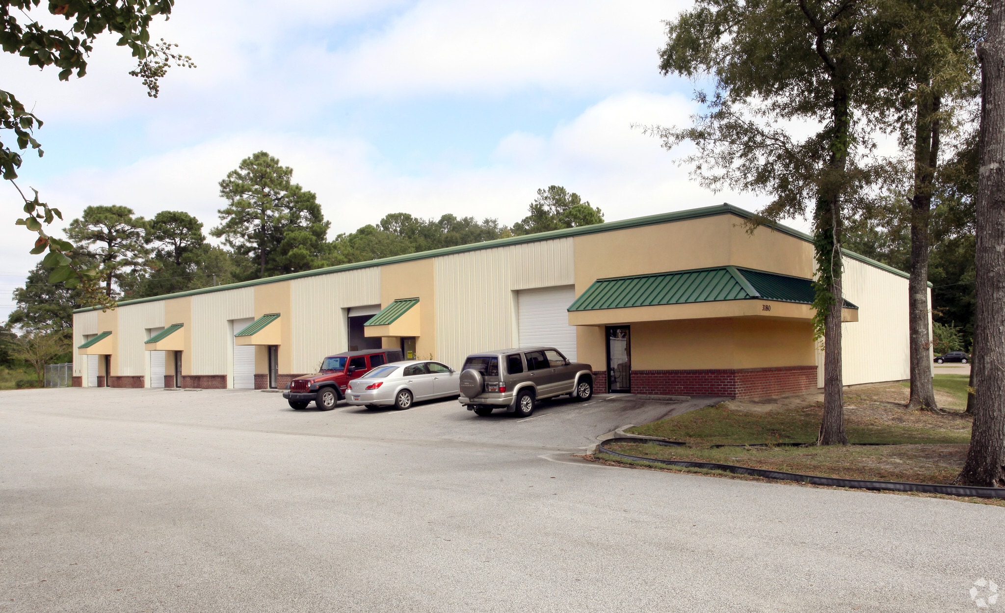 3180 Industry Dr, North Charleston, SC for Rent