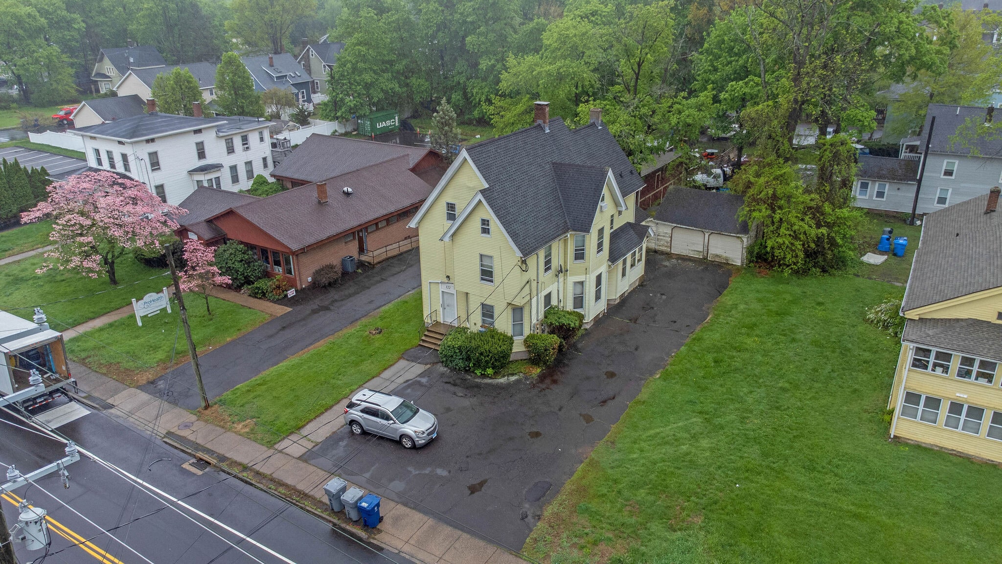 122 W Main St, Plainville, CT for Sale
