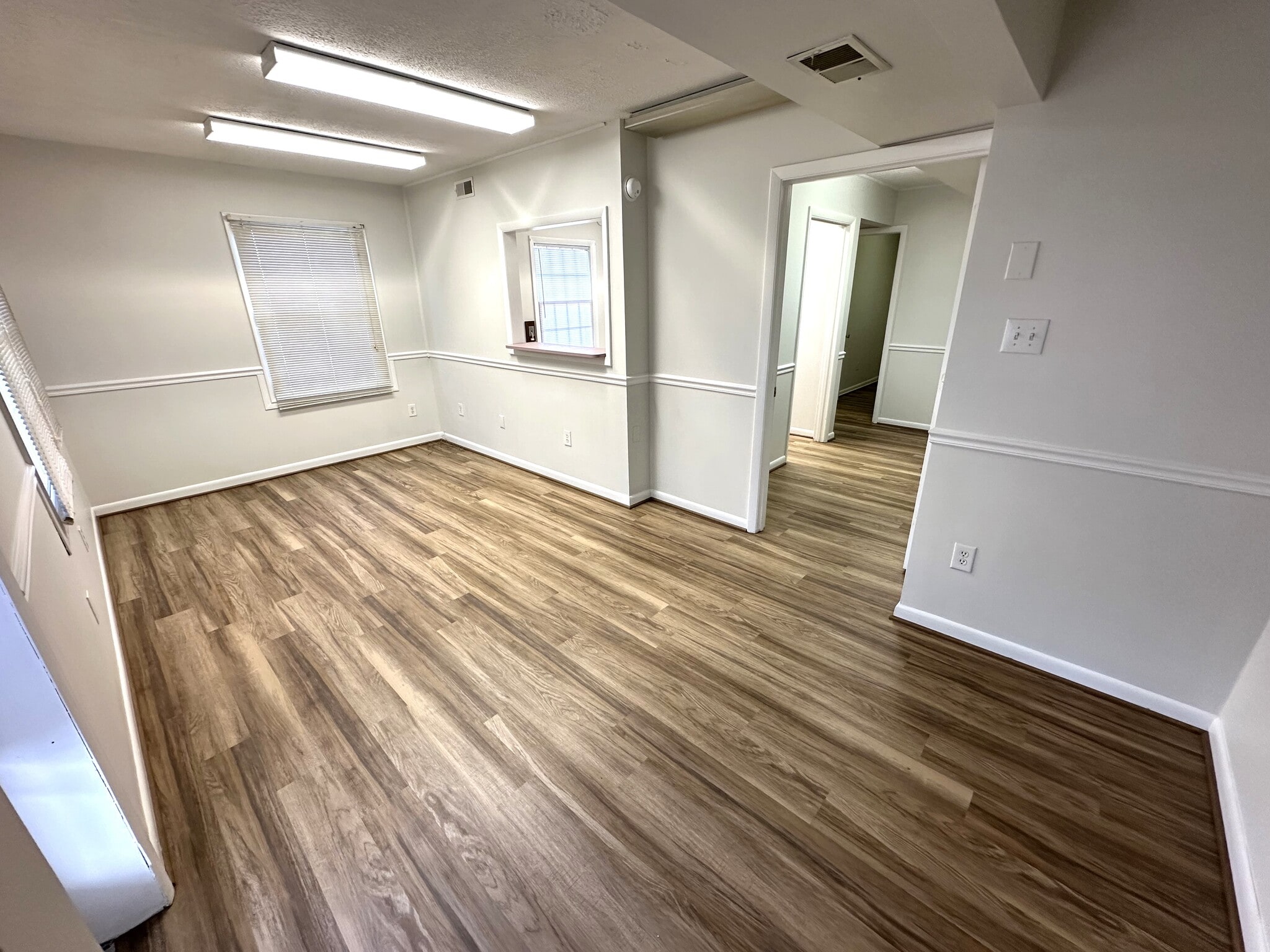 500-515 Charles St, La Plata, MD for Rent