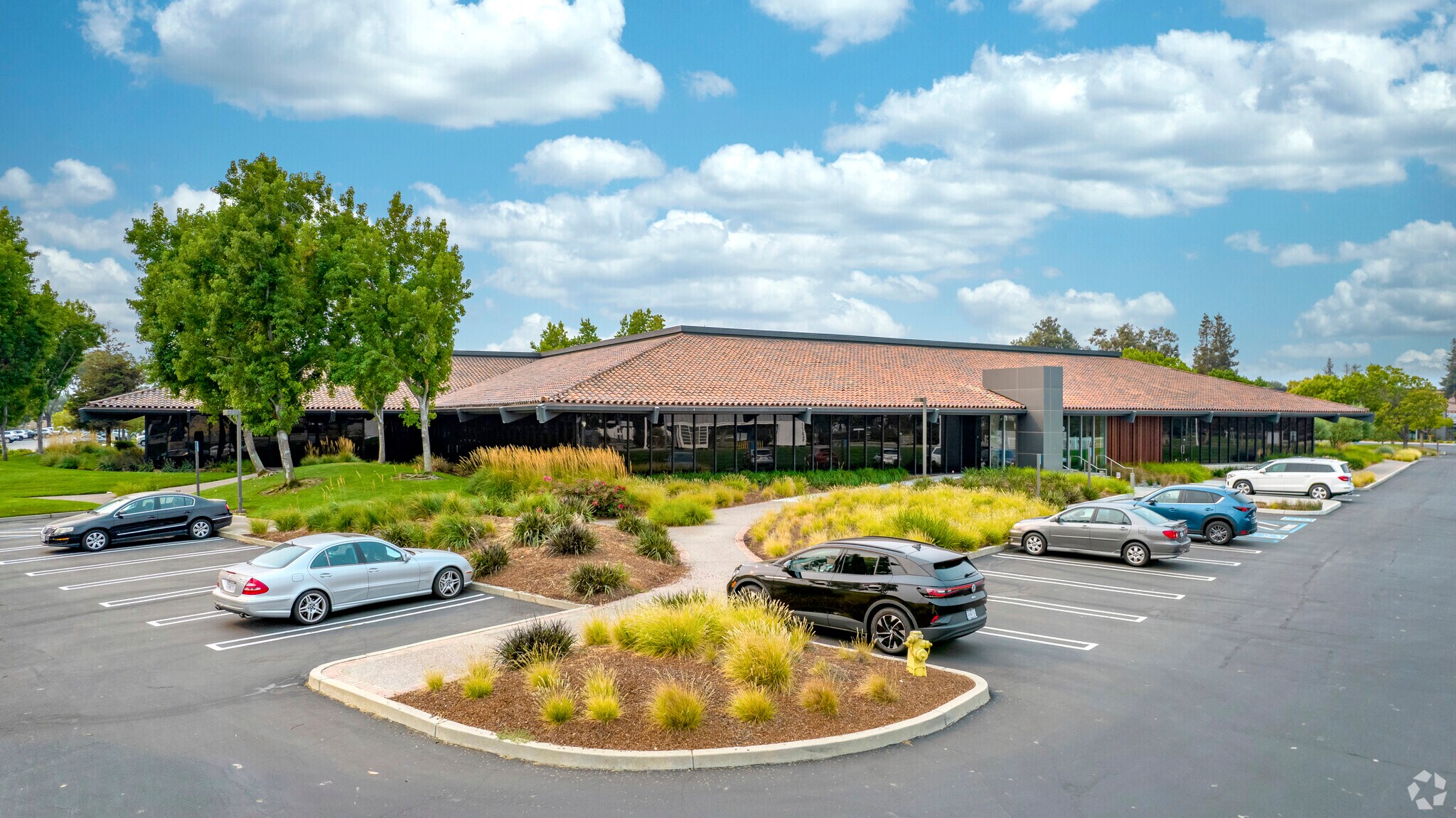 694-700 Tasman Dr, Milpitas, CA for Rent