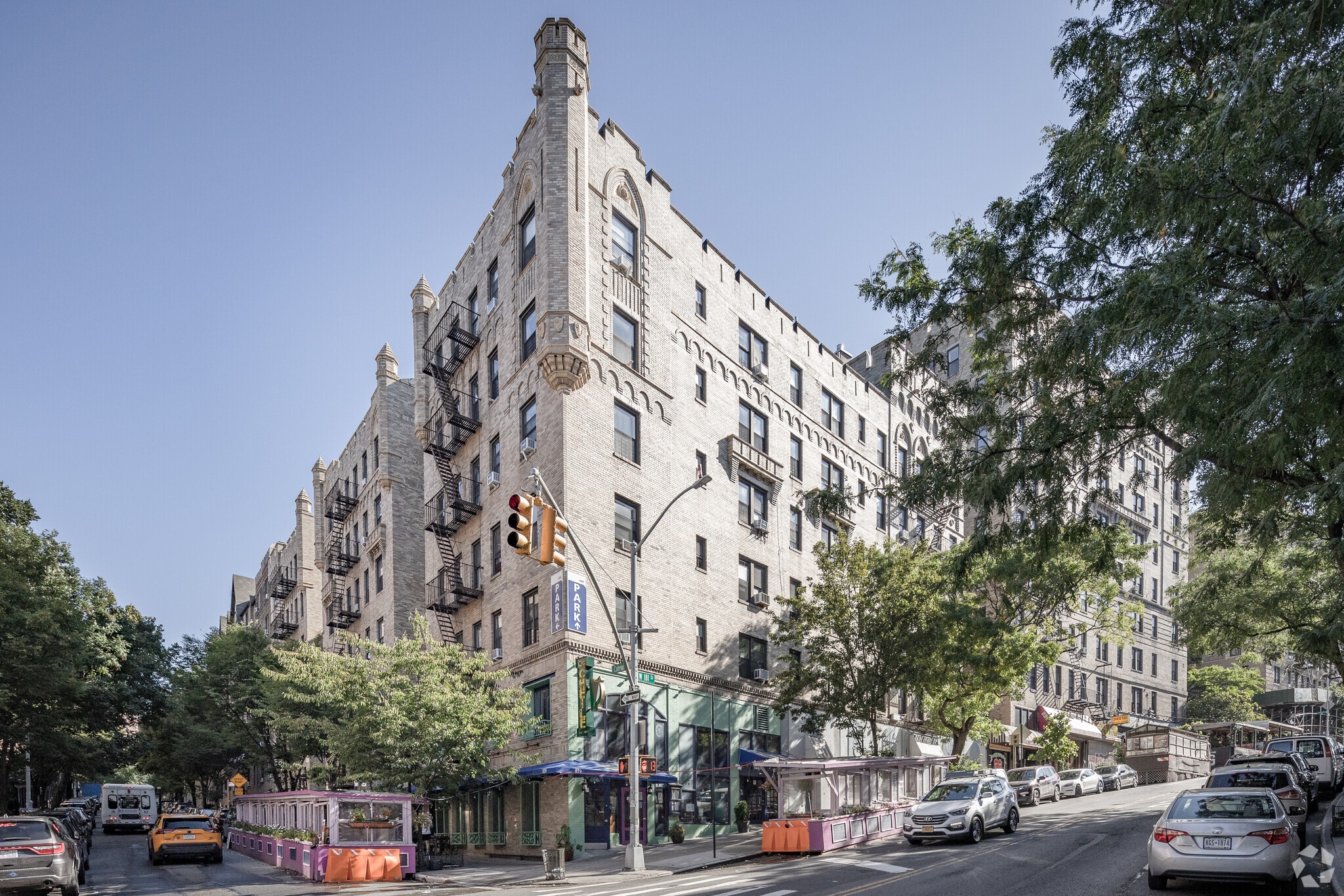 831 W 181st St, New York, NY for Rent