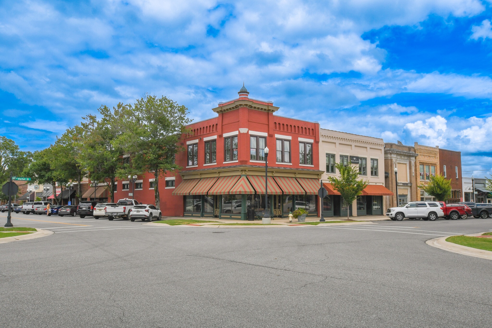 122 W Market St, Athens, AL for Rent