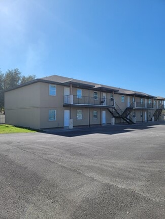 Mission, TX Apartments - 8205 N La Homa Rd