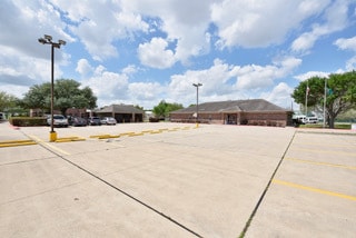 Sugar Land, TX Freestanding - 11110 S Highway 6