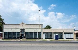 Berwyn, IL Storefront Retail/Office - 6613-6621 Ogden Ave Berwyn, IL Storefront Retail/Office - 6613-6621 Ogden Ave