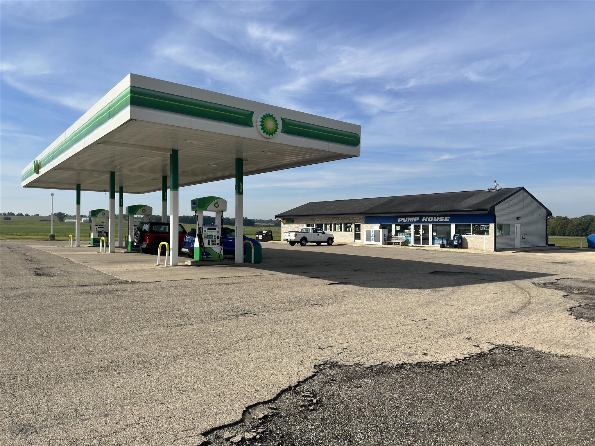 12180 Center Rd, Durand, IL for Sale