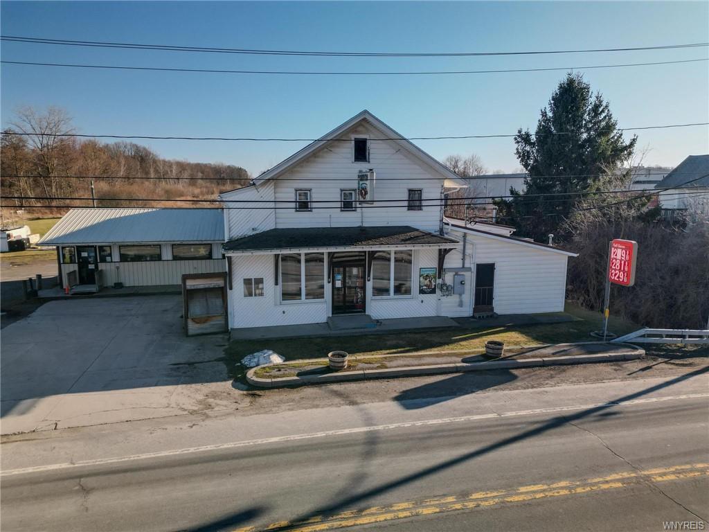 10204 Roosevelt Hwy, Lyndonville, NY for Sale