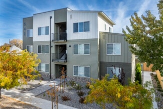 Sparks, NV Apartments - 542 7th St
