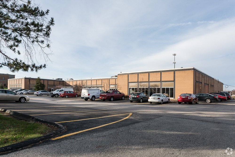 10300-10330 Brecksville Rd, Brecksville, OH for Rent