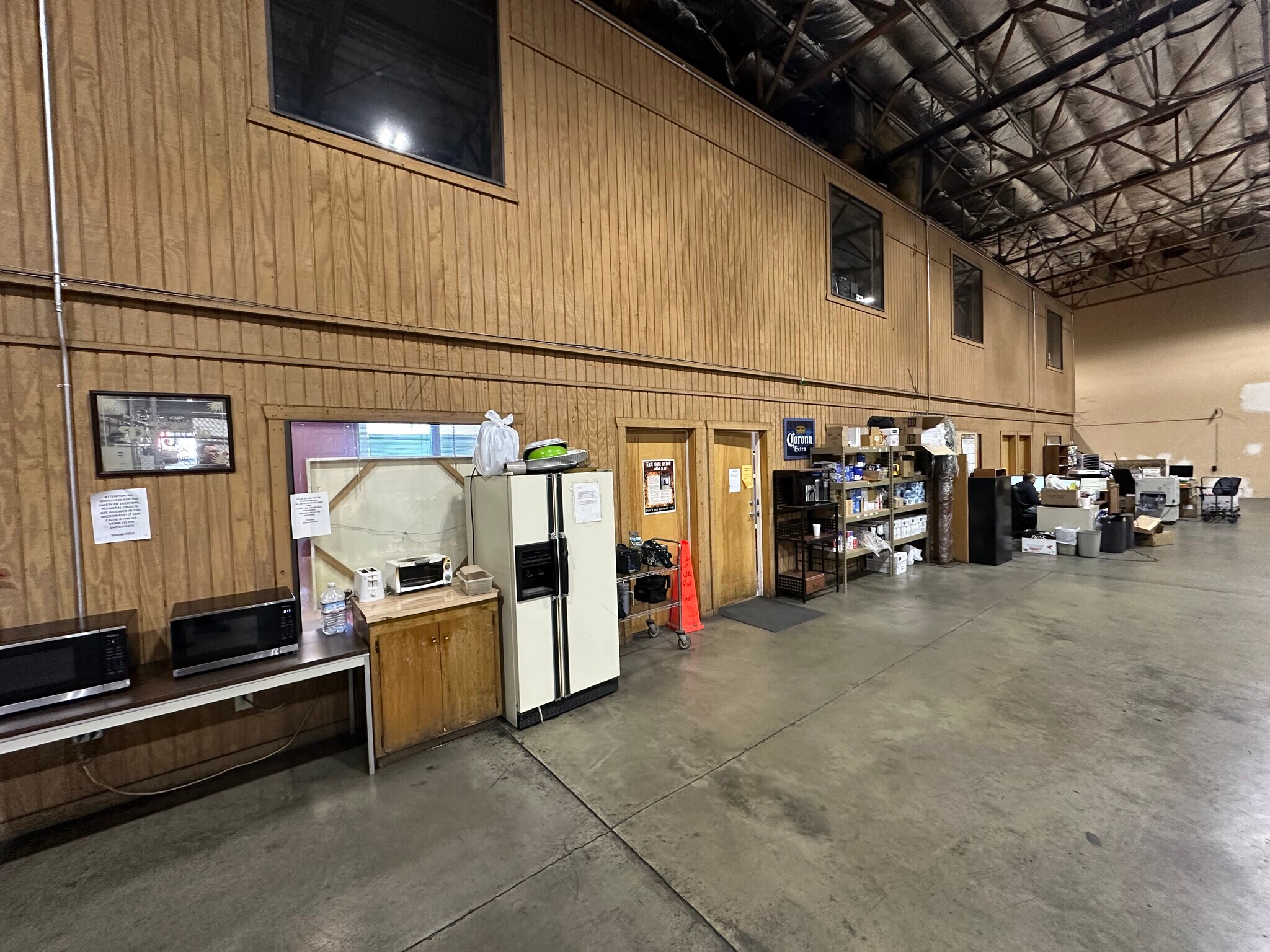 413 S Riverside Dr, Modesto, CA for Rent