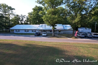 Enfield, IL Hospitality - 402 Mae Orr St