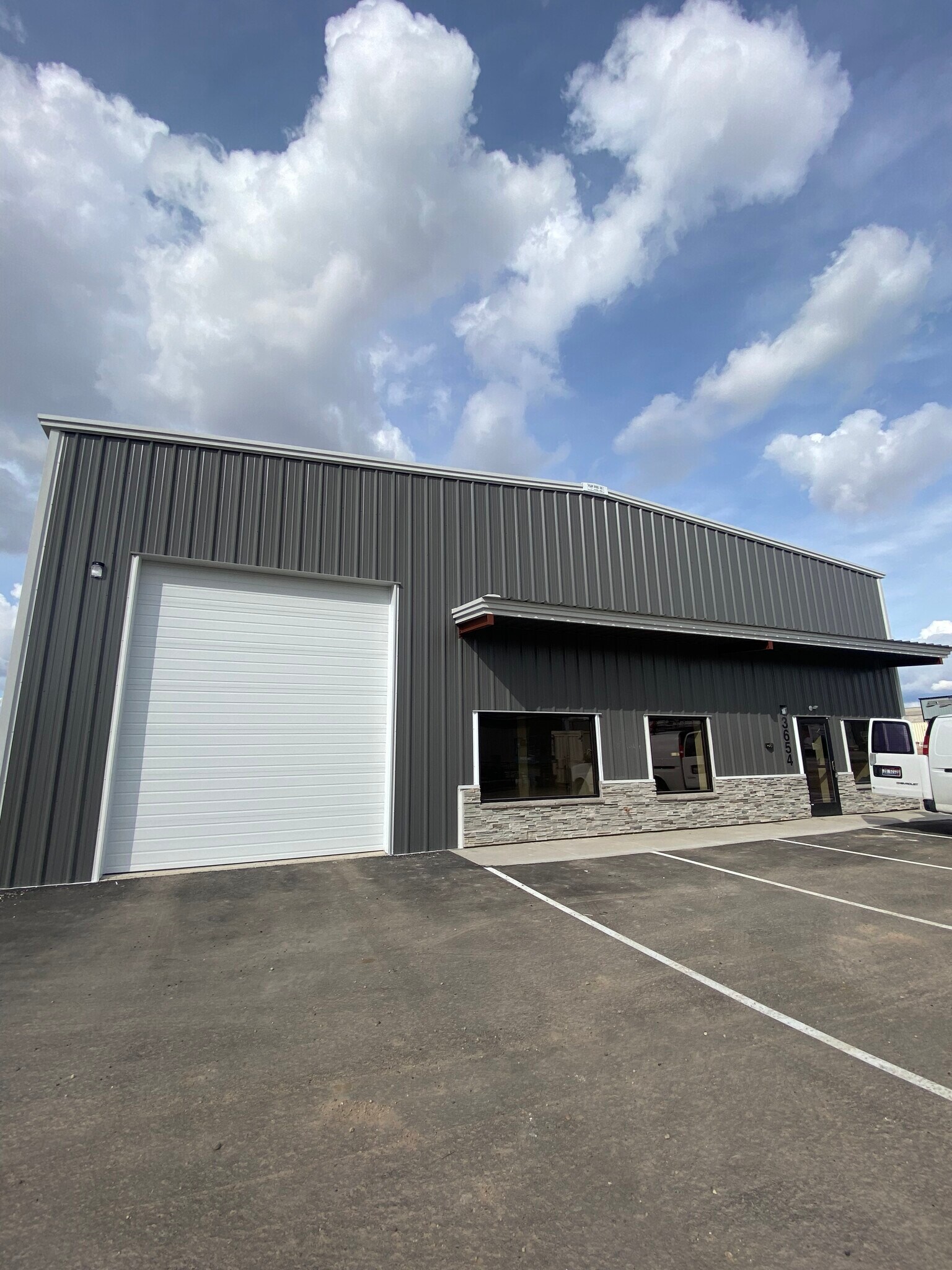 3654 Comstock Ave Nampa, ID 83687 Industrial Property for Sale on