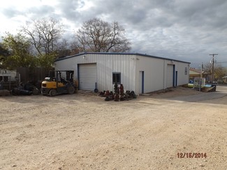 Floresville, TX Industrial - 918 3rd St