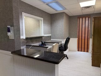 Jacksonville, FL Office/Medical - 5105 Bowden Rd Jacksonville, FL Office/Medical - 5105 Bowden Rd